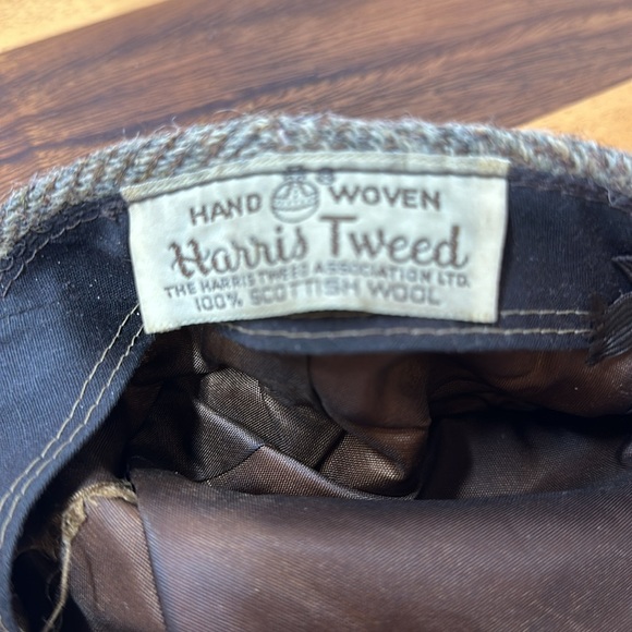 Vintage 100% Scottish Wool Harris Tweed Peaked Cap Country Gentleman - Picture 10 of 12